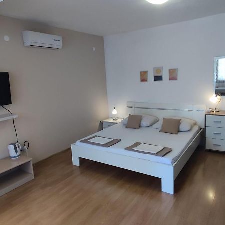 Apartmani Valentino Makarska Eksteriør billede