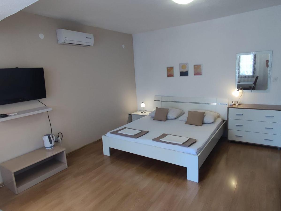 Apartmani Valentino Makarska Eksteriør billede