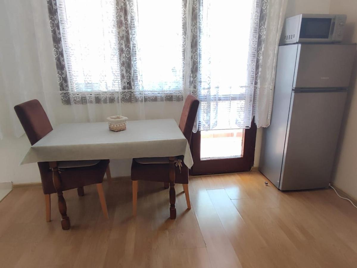 Apartmani Valentino Makarska Eksteriør billede