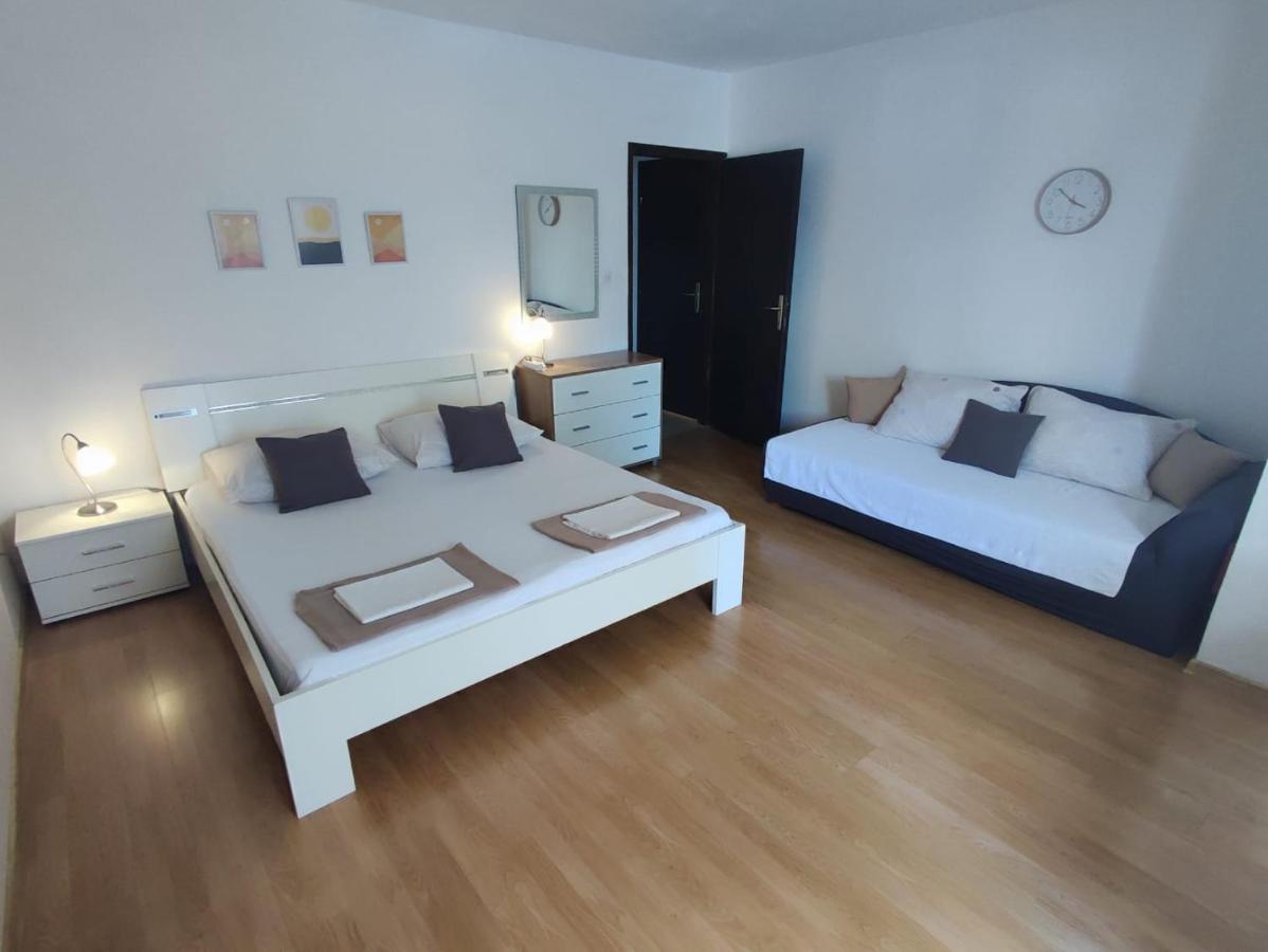 Apartmani Valentino Makarska Eksteriør billede
