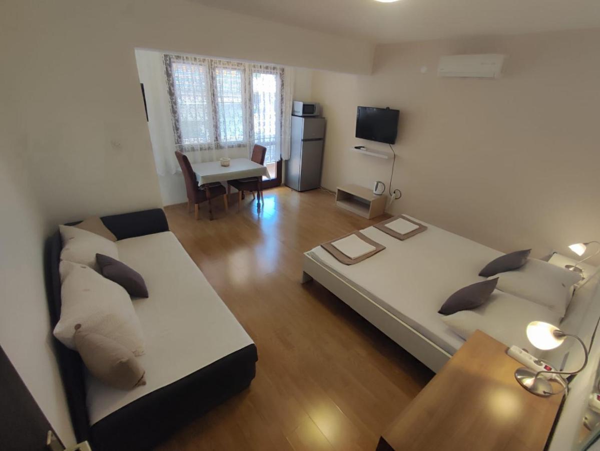 Apartmani Valentino Makarska Eksteriør billede